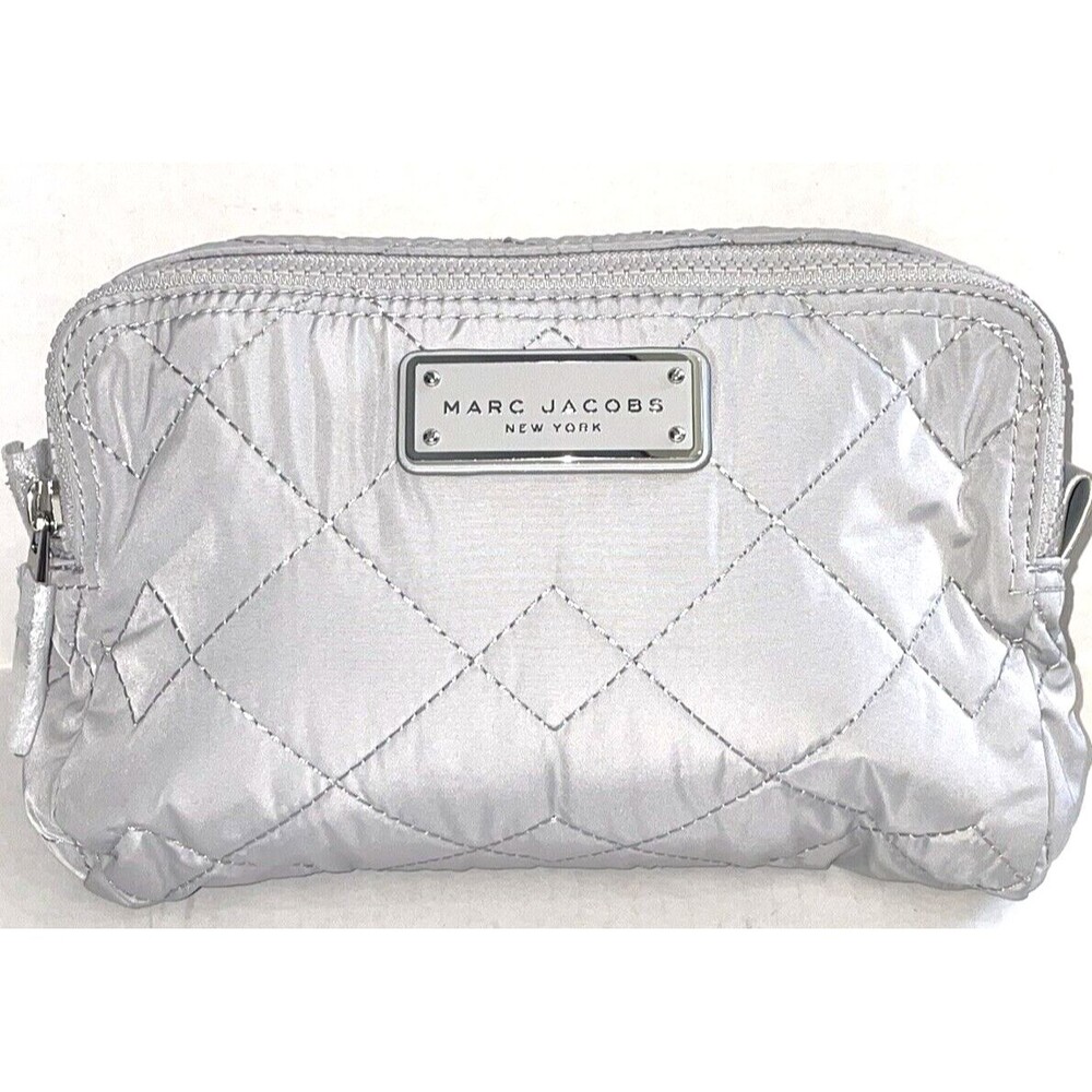 Marc Jacobs Quilted makeup Large Cosmetic toiletry essential bag Silver Rare y2k